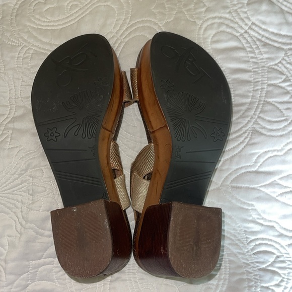 OTBT block wedges cooper/gold - Picture 3 of 7